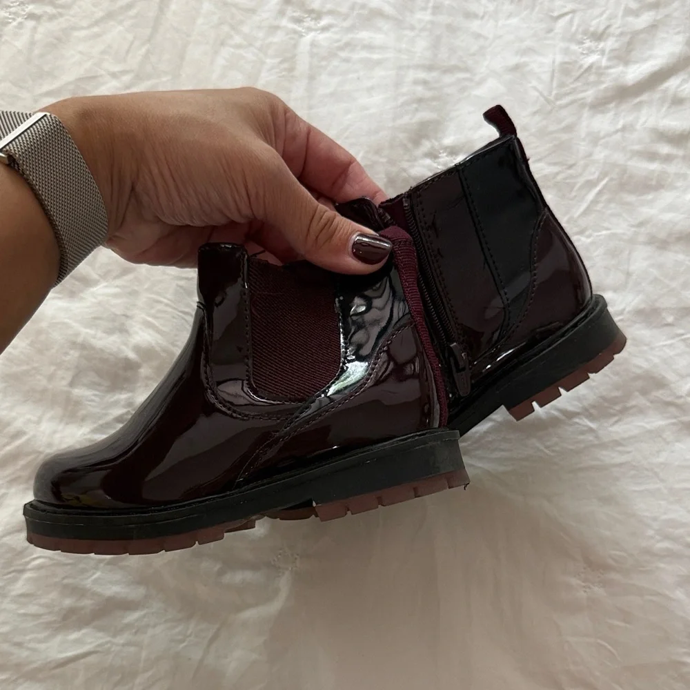 Zara Girls Chelsea Chunky Burgundy Boots size 22